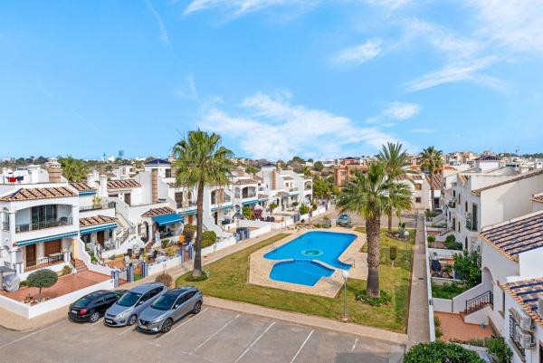 Ático en venta en Ático en Calle Rigoletto, 5, Villamartín, Orihuela, Orihuela thumbnail 2
