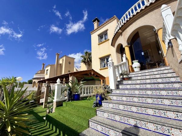 Chalet adosado en Pau 26, Villamartín, Orihuela photo 2