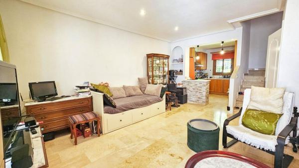 Chalet adosado en Villamartín, Orihuela photo 3