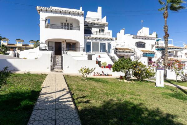 Mieszkanie na sprzedaż w Piso en Calle Ruperto Chapi, Villamartín, Orihuela, Orihuela photo 1