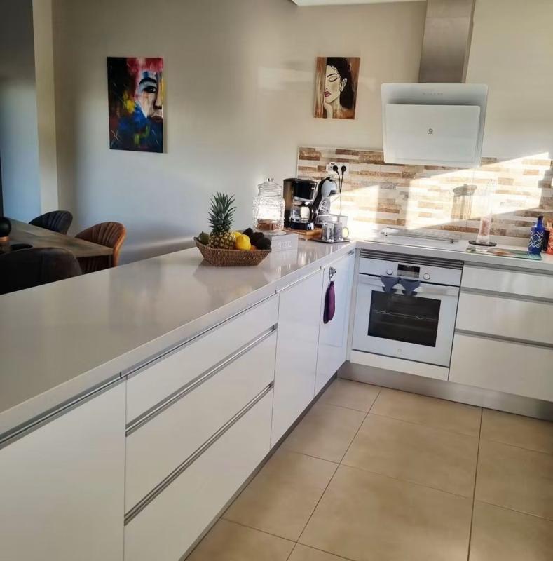 Venta de piso en Piso en Calle Chirimolla, Desamparados-Hurchillo-Torremendo, Orihuela, Orihuela
photo 2