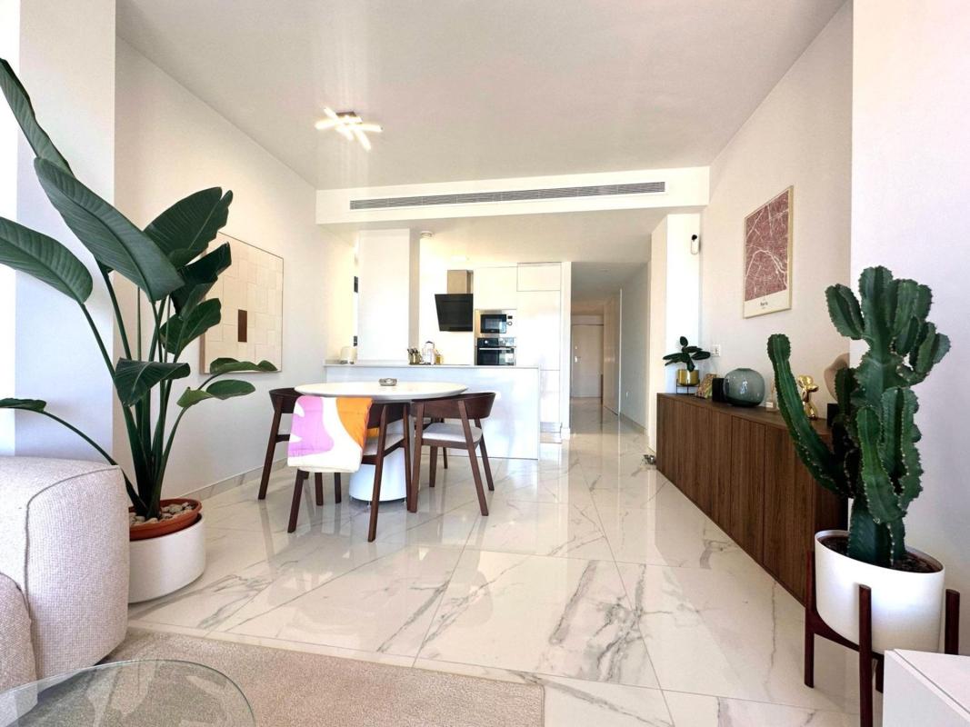 Venta de piso en Piso en Zona Lago - Los Almendros, Orihuela, Orihuela
photo 1