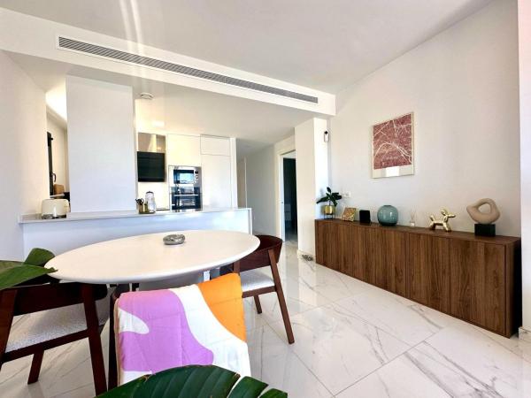 Sale of flat in Piso en Zona Lago - Los Almendros, Orihuela, Orihuela
 photo 4