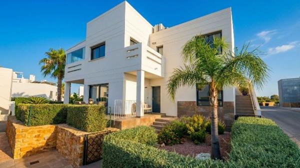 Sale of flat in Piso en Plaza de las ramblas, Orihuela Ciudad, Orihuela, Orihuela
 photo 1