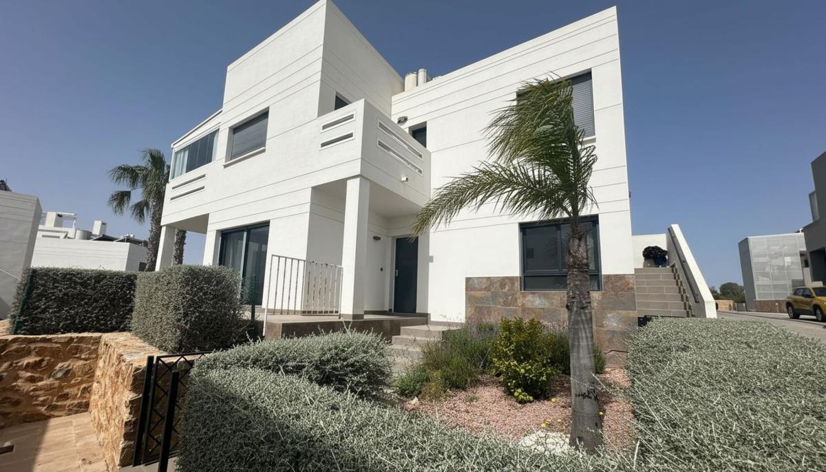 Sale of apartment in Piso en Plaza de las ramblas, Orihuela Ciudad, Orihuela, Orihuela
 photo 3