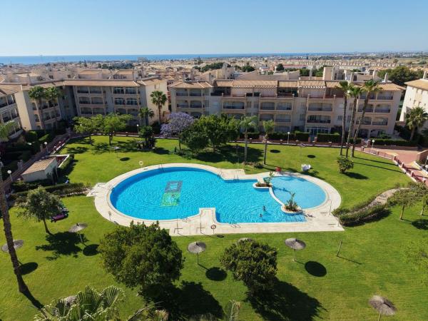 Ático en venta en Ático en Playa Flamenca, Orihuela, Orihuela thumbnail 1