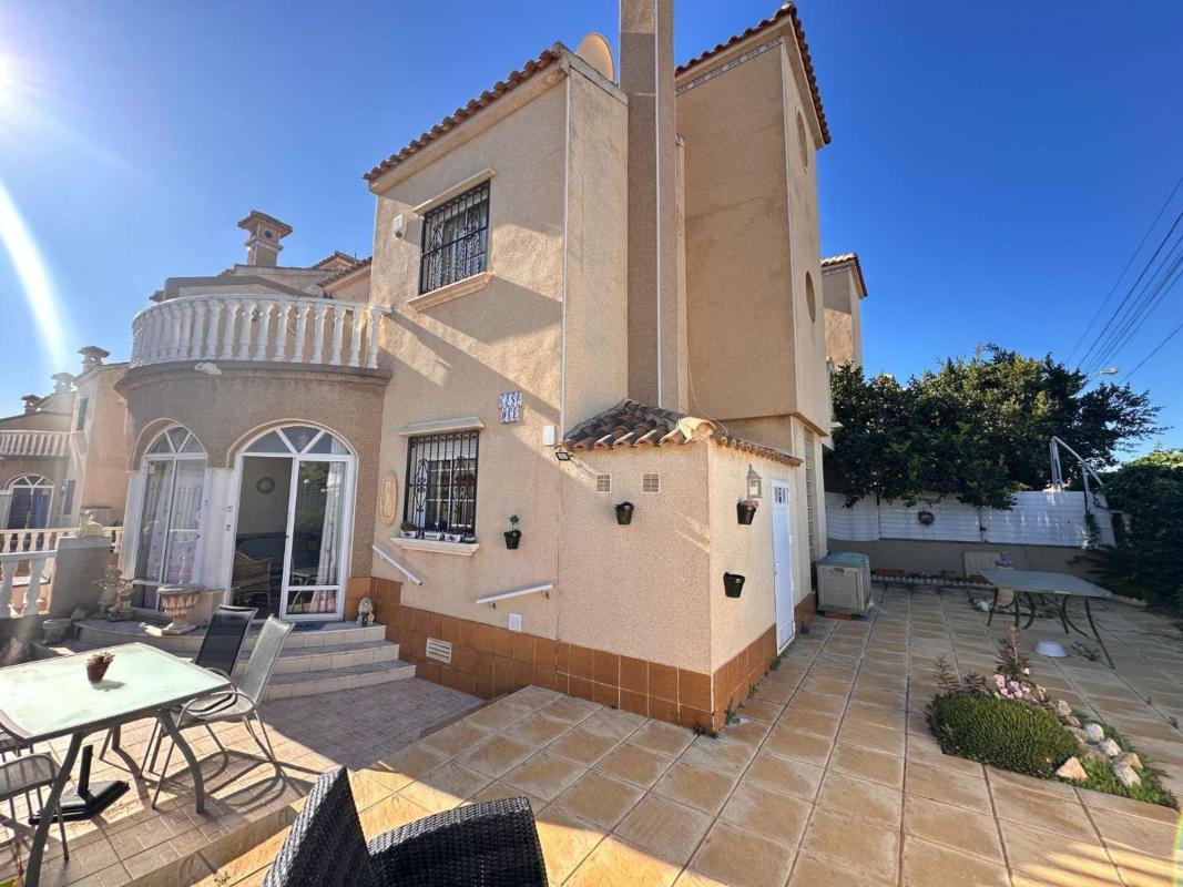 Duplex sale in Dúplex en Arco Iris, Playa Flamenca, Orihuela, Orihuela photo 1
