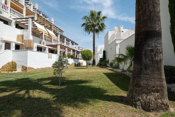 Apartment for sale in Piso en Las Ramblas, Orihuela, Orihuela photo 1