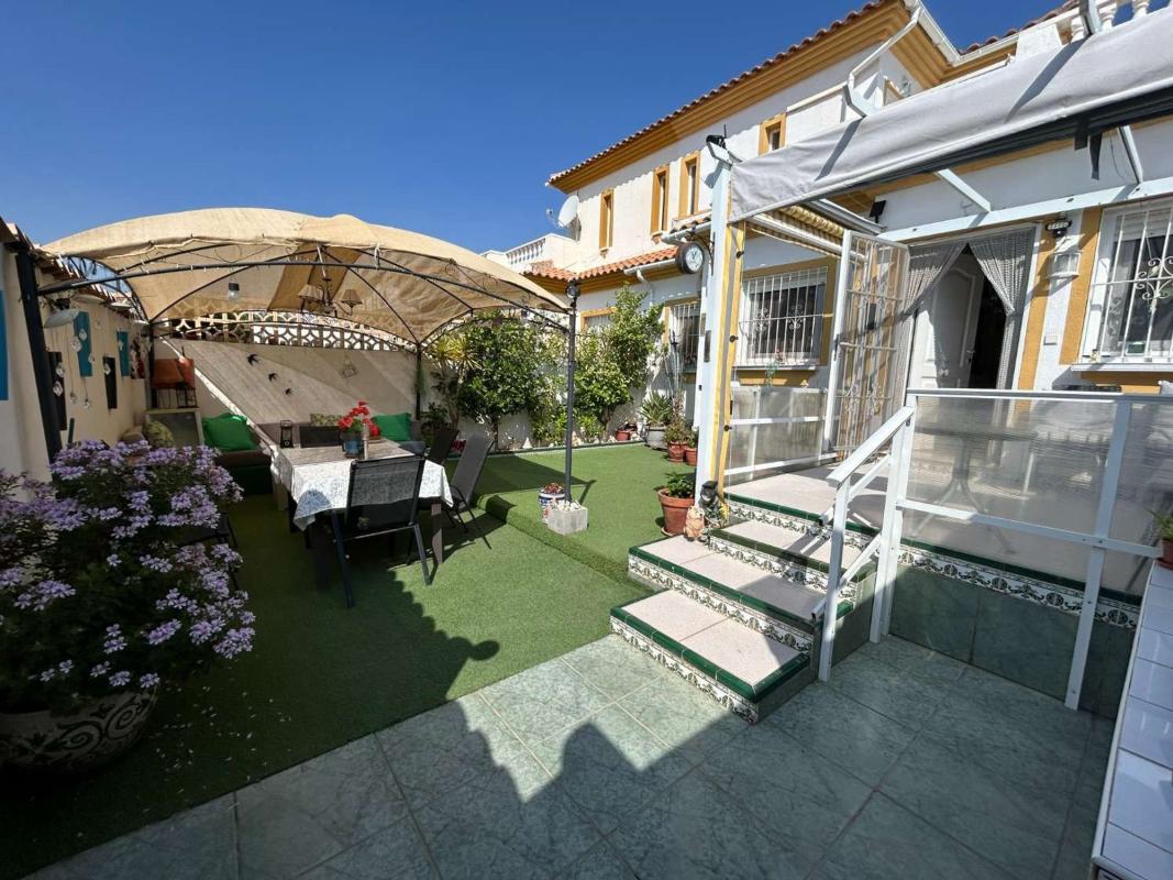 Duplex sale in Dúplex en Calle Júpiter, La Florida, Orihuela, Orihuela photo 1