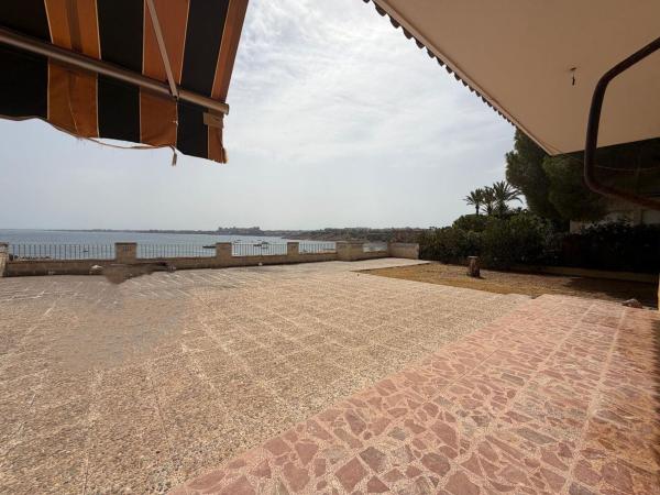 Casa o chalet independiente en Calle Levante s/n, Cabo Roig, Orihuela thumbnail 2