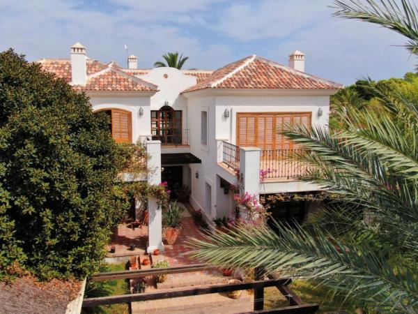 Casa o chalet independiente en Avenida del Cabo, 28, Cabo Roig, Orihuela thumbnail 2