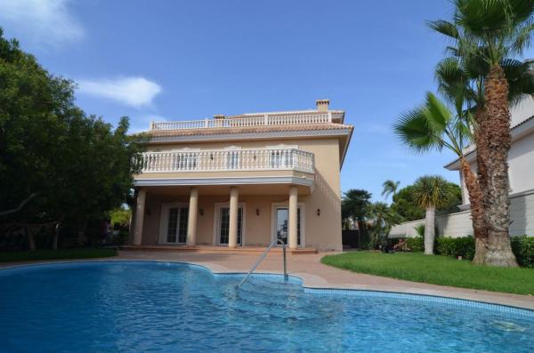 Casa o chalet independiente en Calle Arrecife, 6, Cabo Roig, Orihuela photo 1