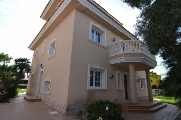 Casa o chalet independiente en Calle Arrecife, 6, Cabo Roig, Orihuela thumbnail 2