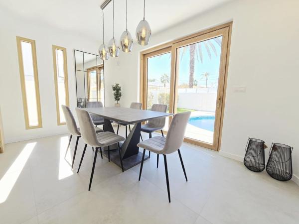 Casa o chalet independiente en Urbanizacion Cabo Roig, Cabo Roig, Orihuela photo 4