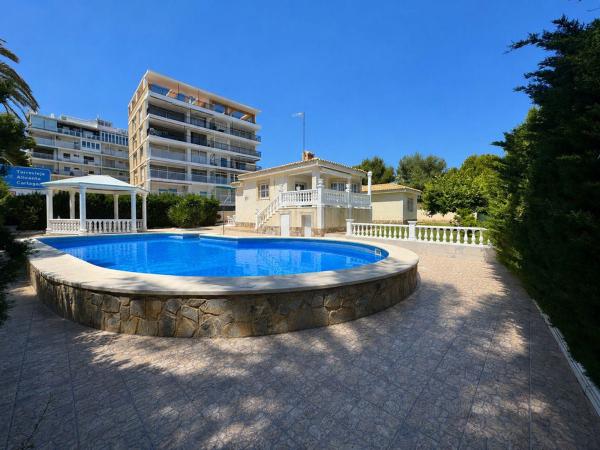 Casa o chalet independiente en Carmen-la Zenia, La Zenia, Orihuela photo 1