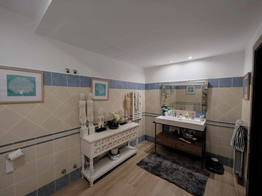 Недвижимость на продажу и в аренду в Испании photo 5