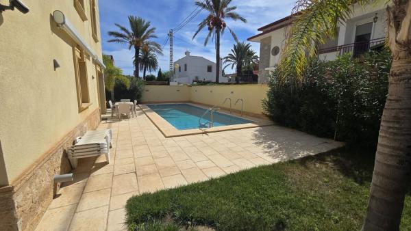 Casa o chalet independiente en Calle Grumete, 19, Cabo Roig, Orihuela thumbnail 2