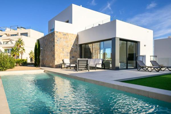 Casa o chalet independiente en Avenida de las Colinas, Desamparados-Hurchillo-Torremendo, Orihuela photo 1