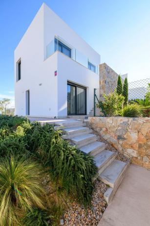 Casa o chalet independiente en Avenida de las Colinas, Desamparados-Hurchillo-Torremendo, Orihuela thumbnail 1
