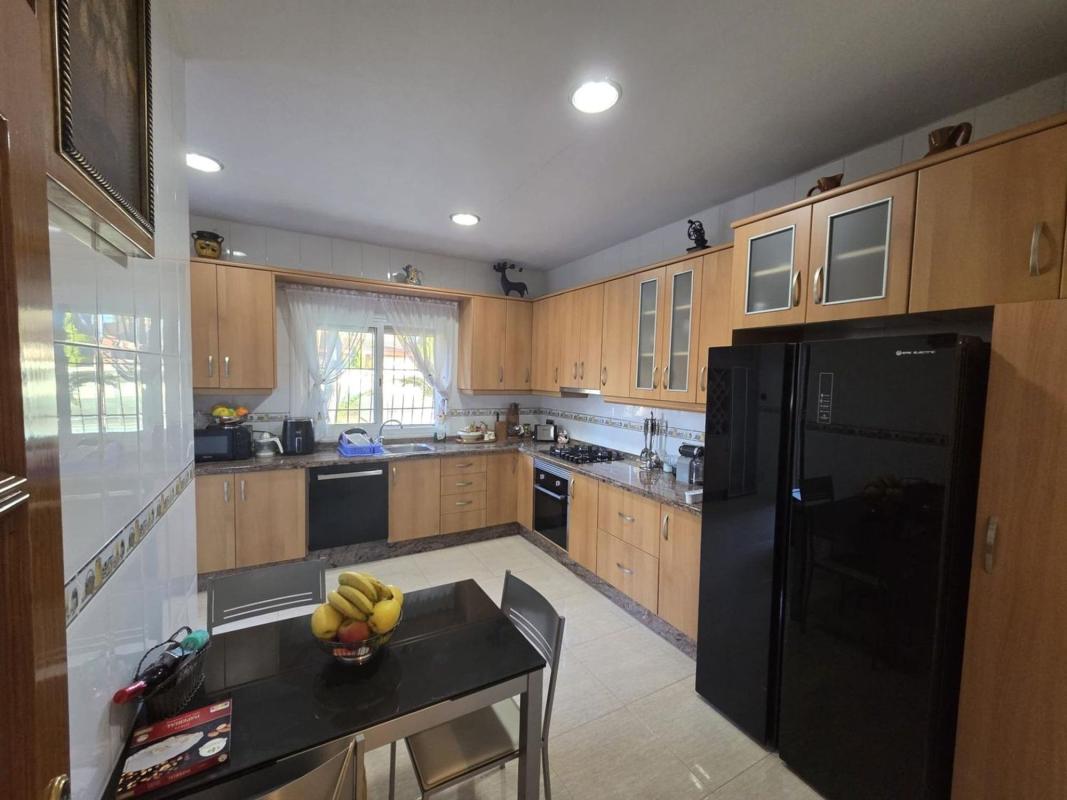 Недвижимость на продажу и в аренду в Испании photo 3