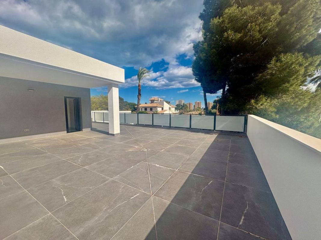 Properties for sale and rent in Spain photo 3