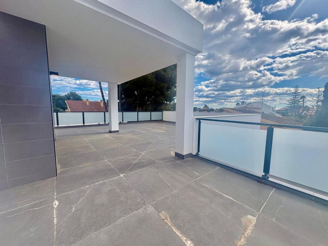 Properties for sale and rent in Spain photo 5
