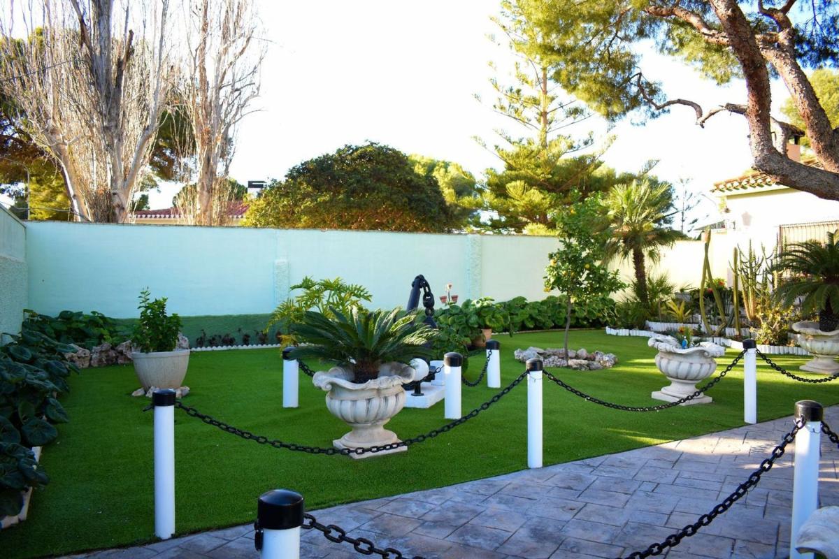 Properties for sale and rent in Spain photo 4
