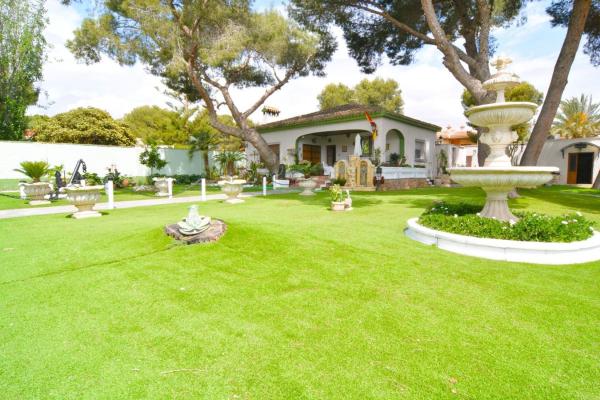 Casa o chalet independiente en Calle de Rafael Alberti, 9, Campoamor, Orihuela photo 1