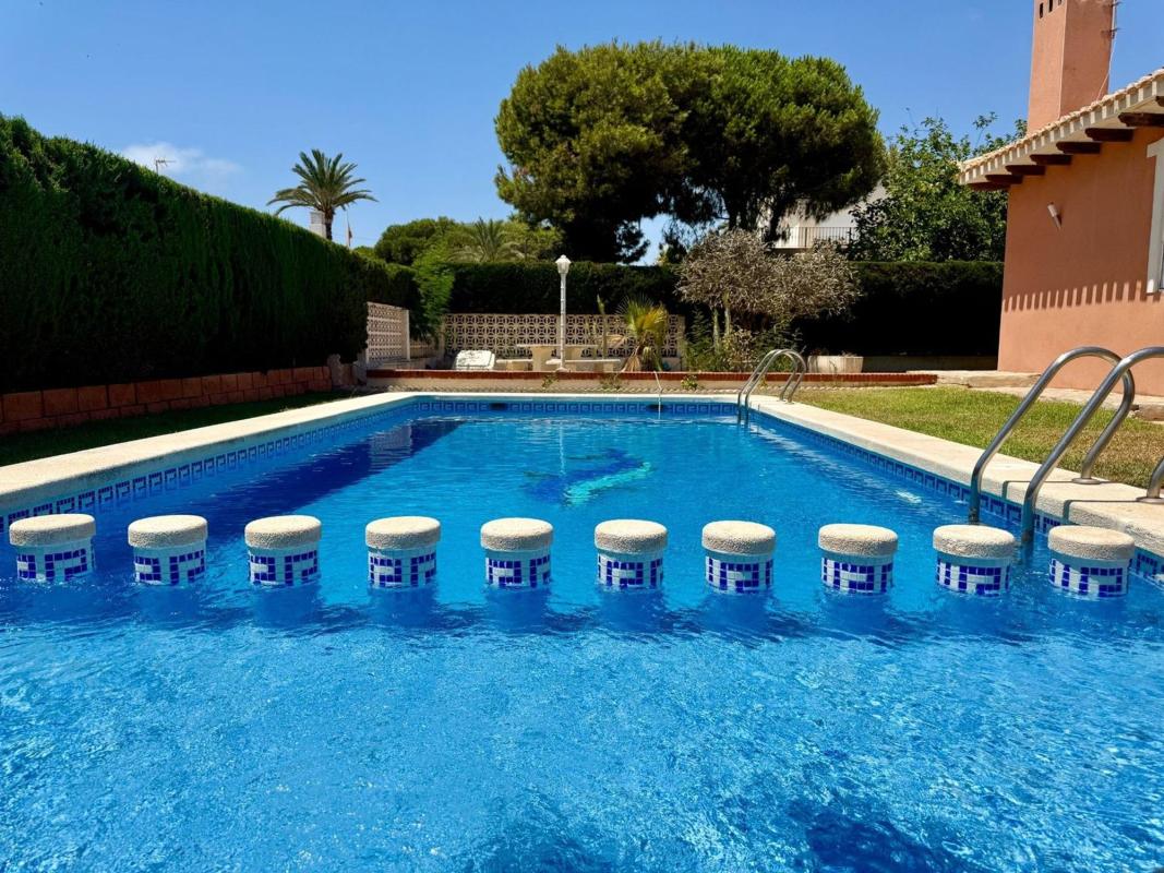 Properties for sale and rent in Spain photo 4
