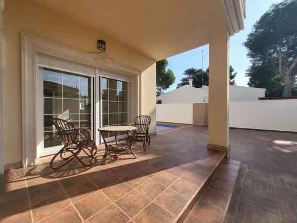 Casa o chalet independiente en Avenida del Cabo, Cabo Roig, Orihuela thumbnail 2