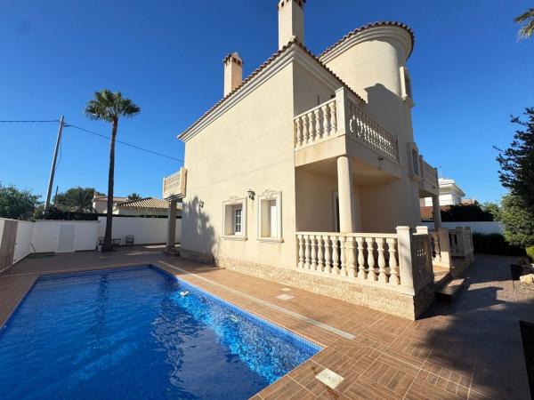Casa o chalet independiente en Avenida del Cabo, Cabo Roig, Orihuela photo 4
