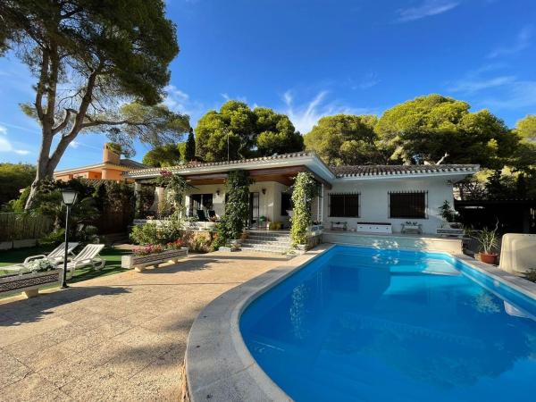 Casa o chalet independiente en Antonio Machado s/n, Campoamor, Orihuela thumbnail 1