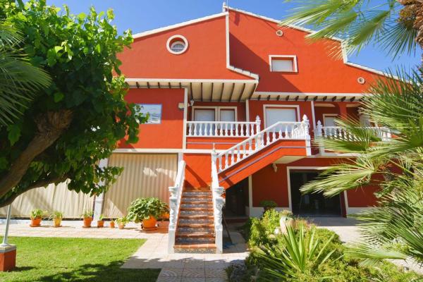 Casa o chalet independiente en Calle de Jorge Manrique, 25, Campoamor, Orihuela thumbnail 1