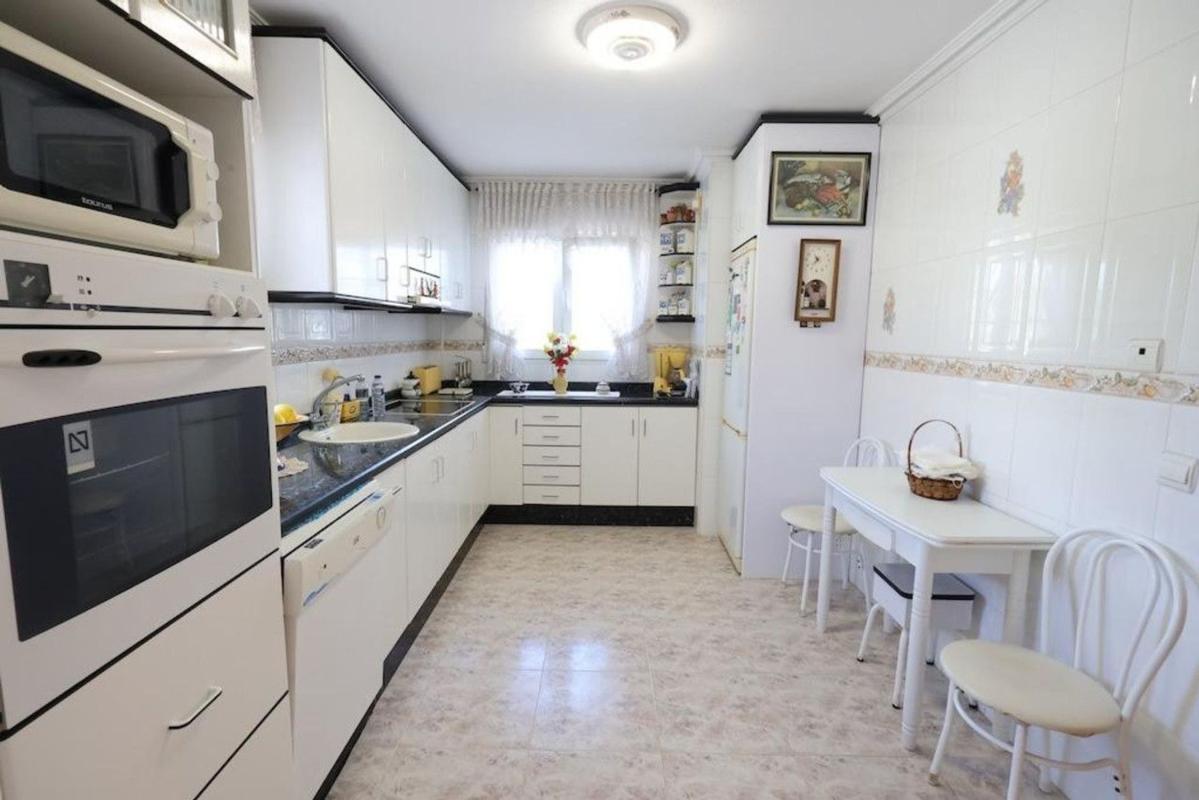 Недвижимость на продажу и в аренду в Испании photo 5