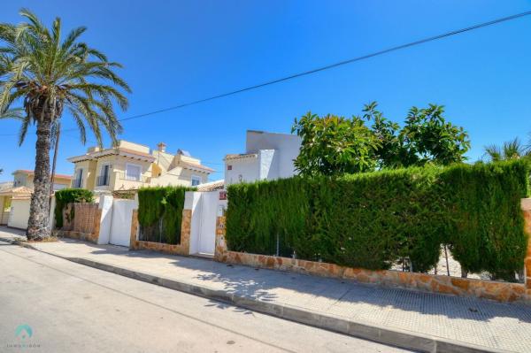 Casa o chalet independiente en Estribor s/n, Cabo Roig, Orihuela thumbnail 2