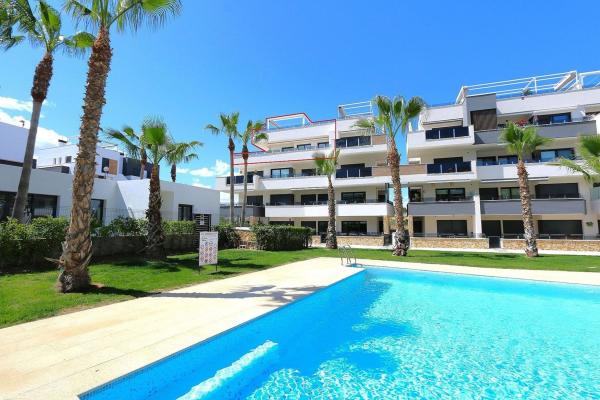 Venta de piso en Piso en Zona Lago - Los Almendros, Orihuela, Orihuela
photo 1