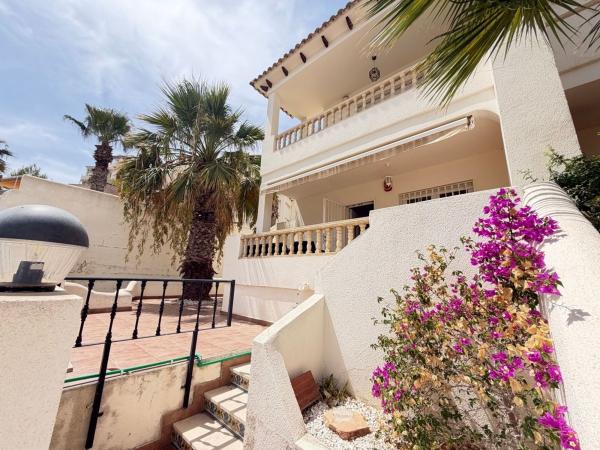 Venta de piso en Piso en Las Ramblas, Orihuela, Orihuela
thumbnail 1