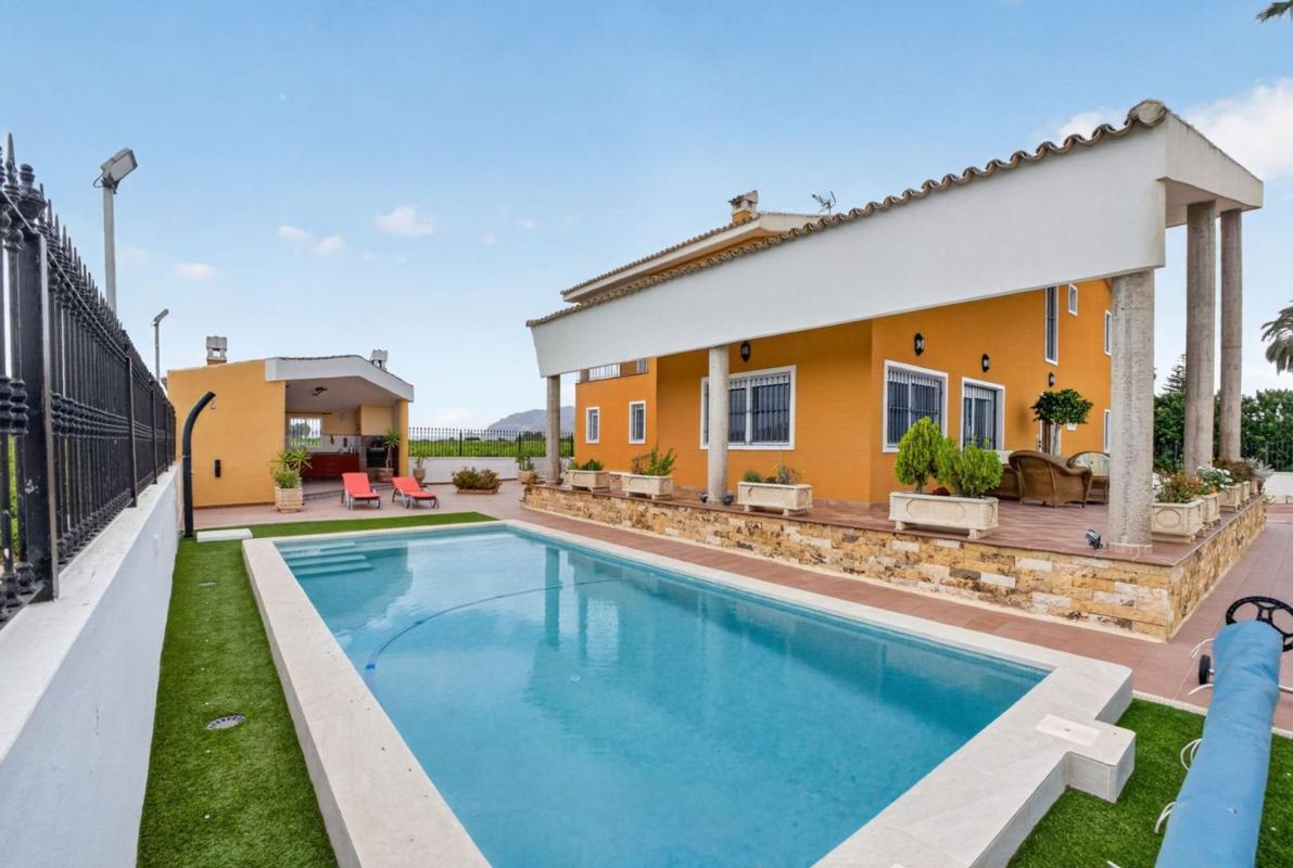 Sprzedaż niezależnego domku jednorodzinnego w Casa o chalet en Camino Fabregat s/n, Desamparados-Hurchillo-Torremendo, Orihuela, Orihuela photo 4