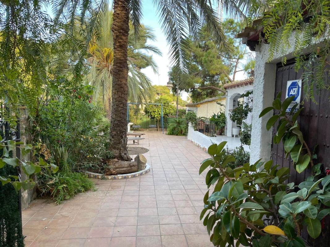 Properties for sale and rent in Spain photo 2