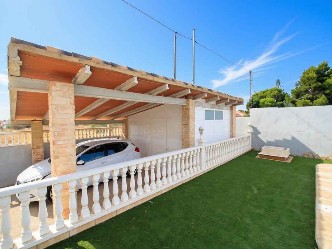 Продажа отдельного шале в Casa o chalet en Lomas de Don Juan, Orihuela, Ориуэла photo 5