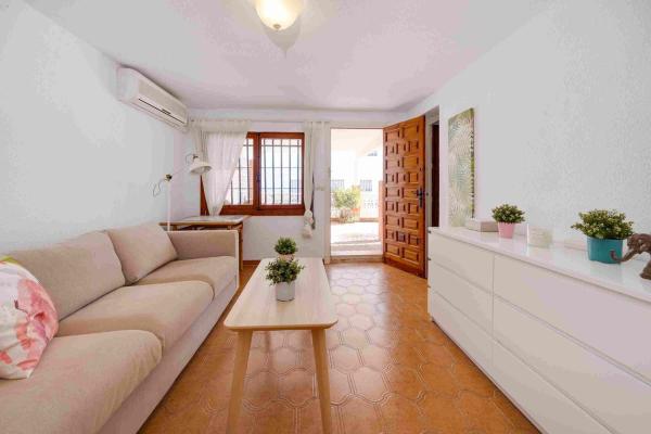 Chalet adosado en Calle Espronceda Cmor, Campoamor, Orihuela photo 4