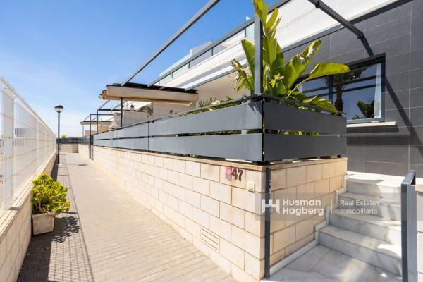 Chalet adosado en Calle Cabo de la Nao, Lomas de Cabo Roig, Orihuela photo 1