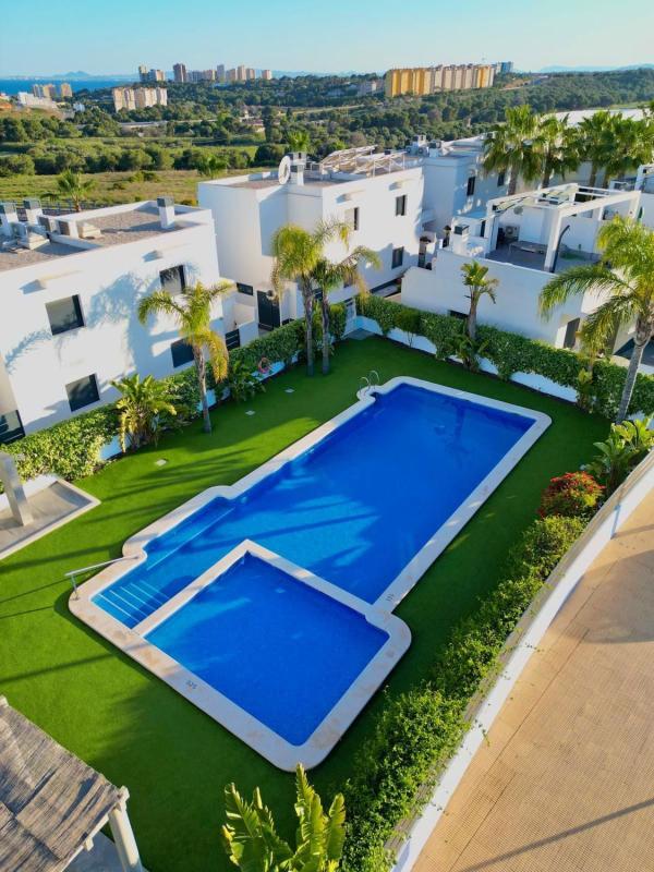 Properties for sale and rent in Spain photo 1
