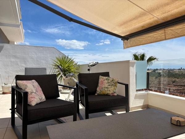 Chalet pareado en Calle Cabo de la Nao, 27, Lomas de Cabo Roig, Orihuela photo 4