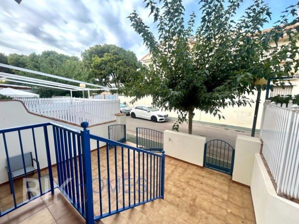 Chalet adosado en Avenida Miguel de Cervantes, Campoamor, Orihuela thumbnail 2