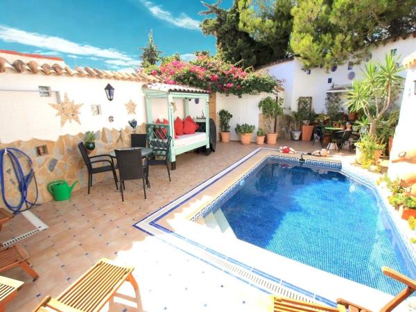 Chalet pareado en Calle La Paz, La Zenia, Orihuela thumbnail 2