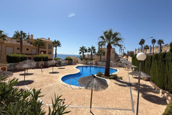 Chalet adosado en Calle del Mar, Aguamarina, Orihuela photo 1