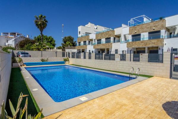 Chalet adosado en Las Filipinas, Orihuela photo 1