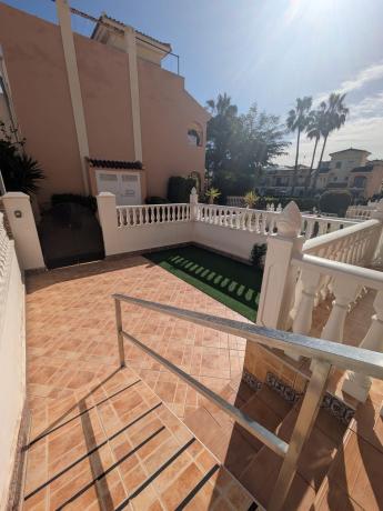 Chalet adosado en Calle Clementina, 81, Horizonte - La Campana, Orihuela photo 4