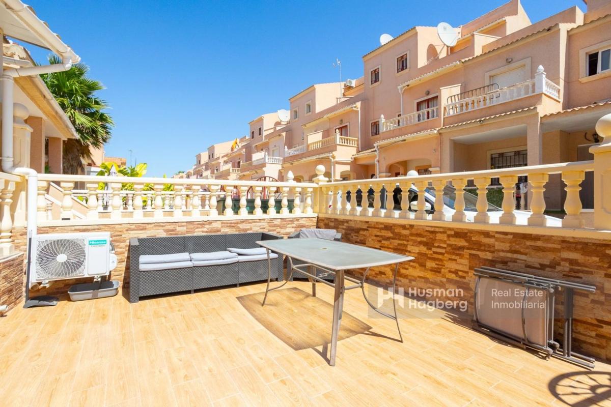 Venta de chalet adosado en  Chalet adosado en Polígono C-2 p Flamenca Sur, La Zenia, Orihuela , Orihuela photo 2